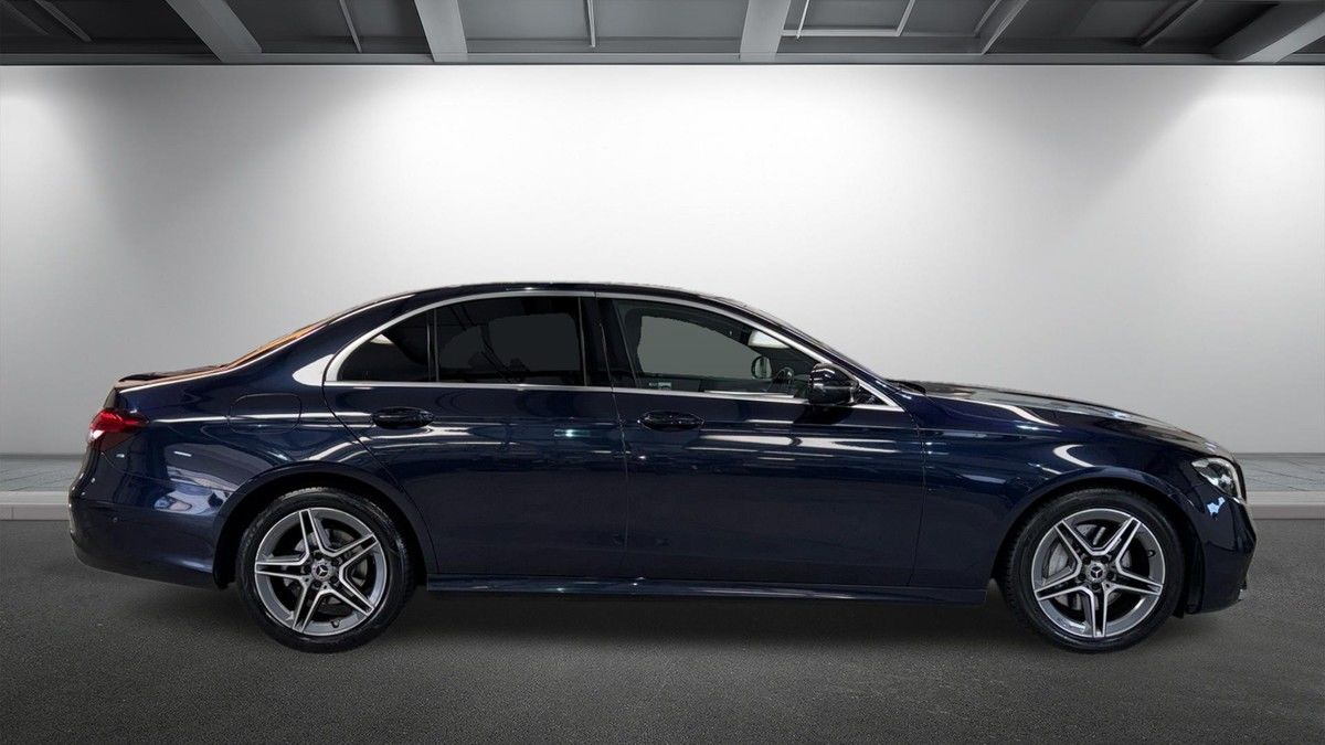 Mercedes-Benz E Class Image 16