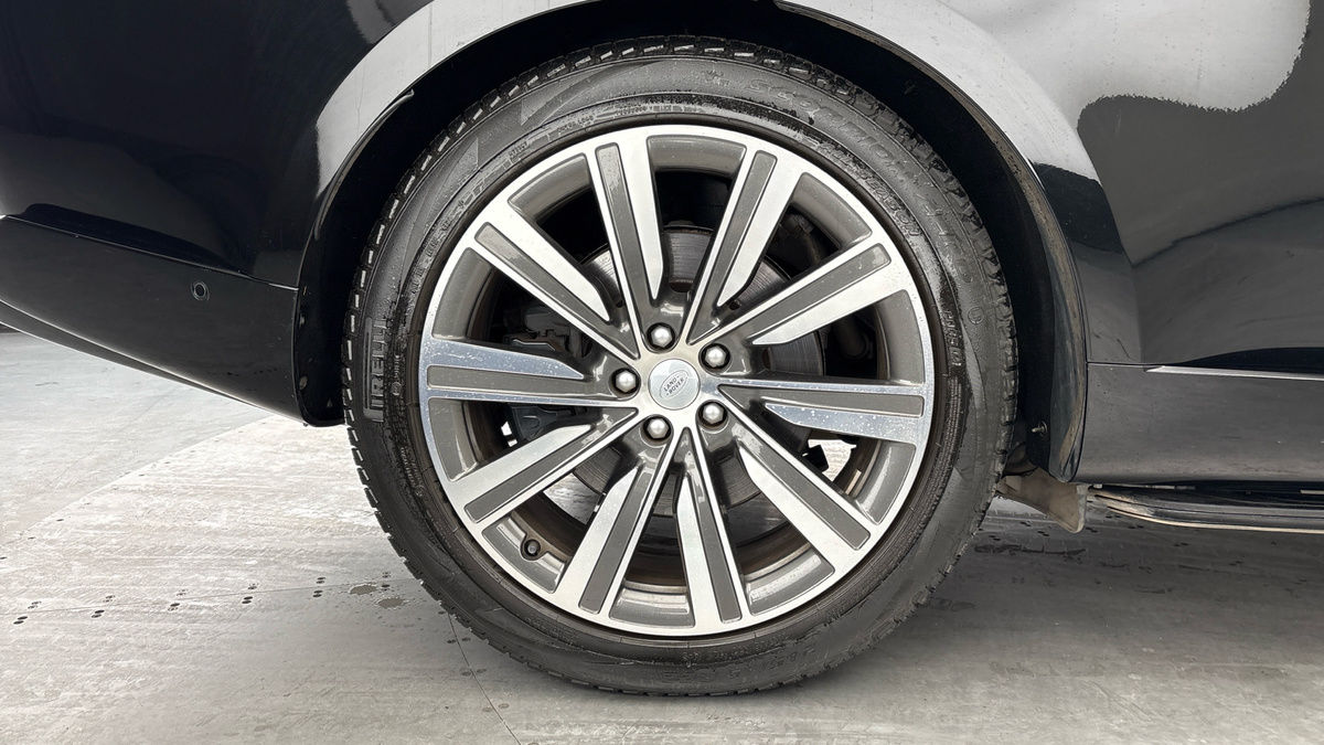 Land Rover Range Rover Image 10