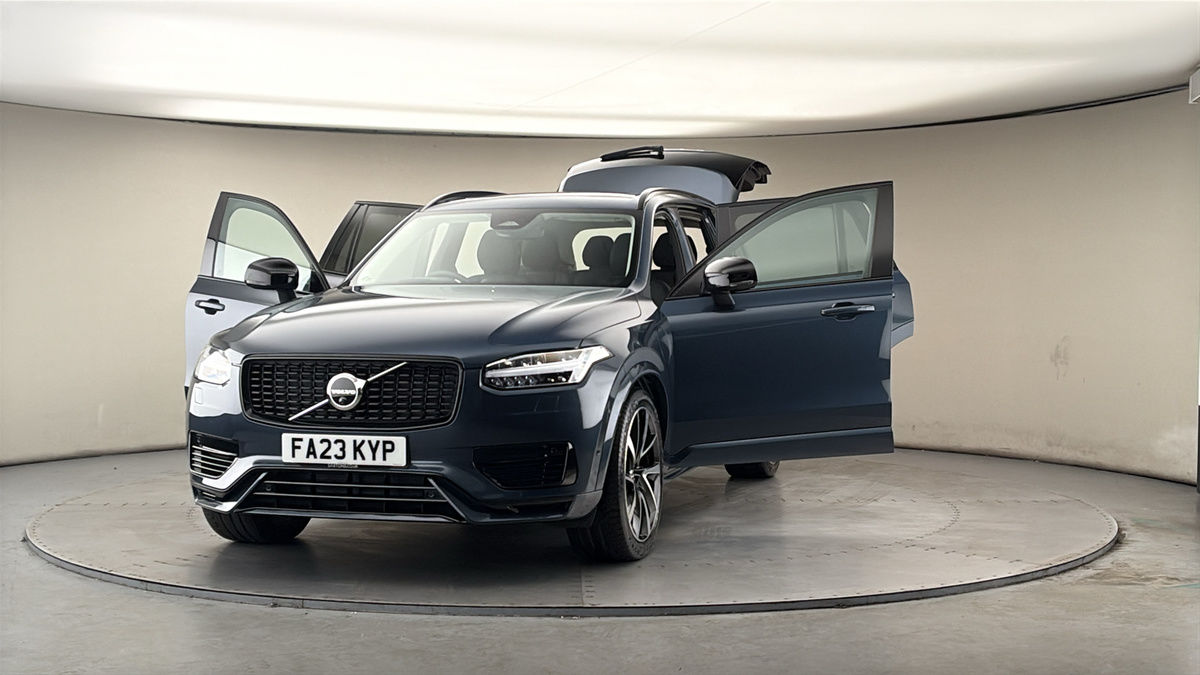 More views of Volvo XC90