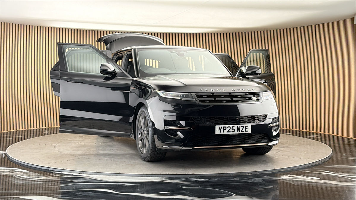 More views of Land Rover Range Rover Sport