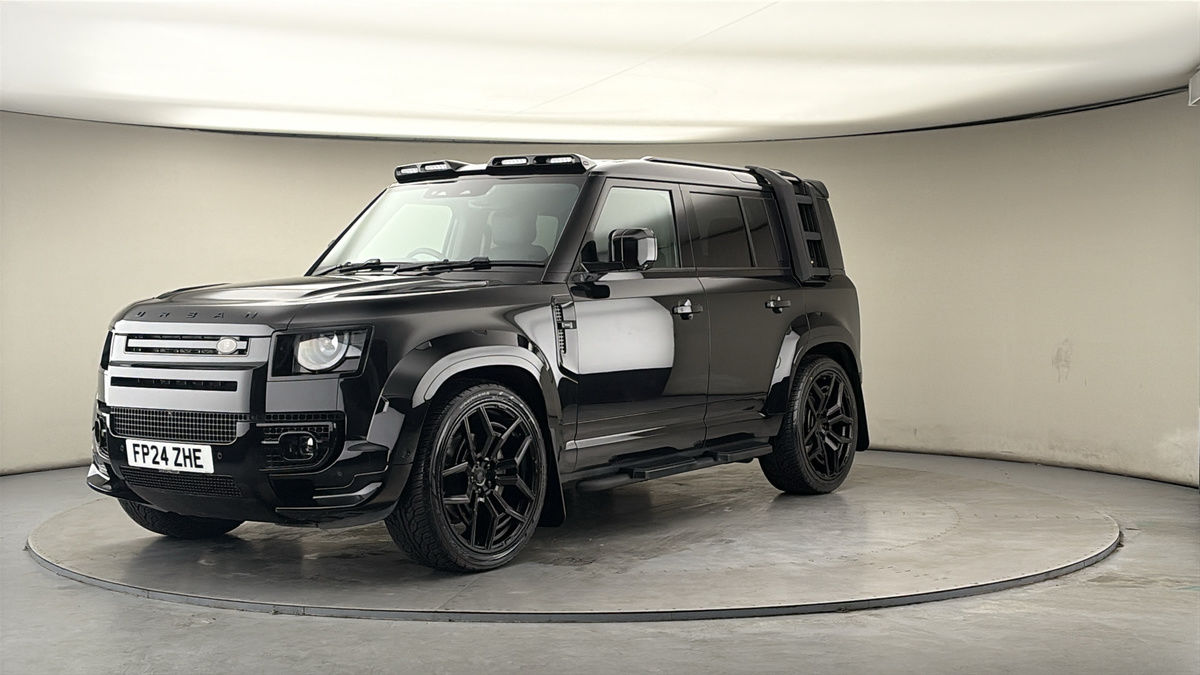 More views of Land Rover Defender 110