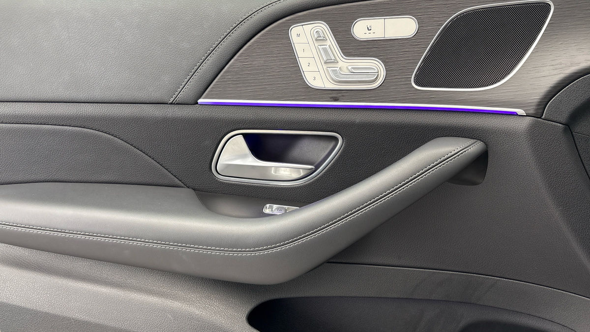 Mercedes-Benz GLE Image 19