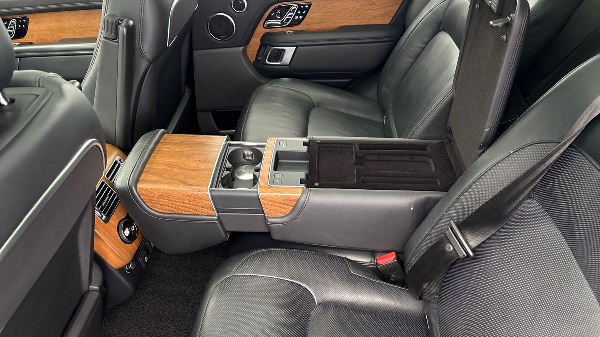 Land Rover Range Rover Image 9