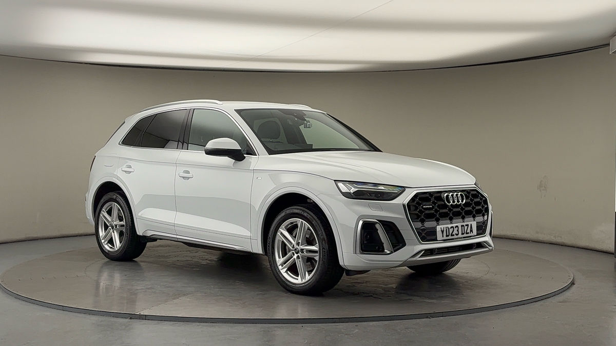 More views of Audi Q5