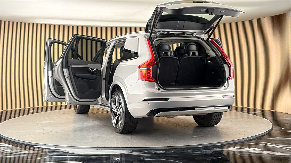 More views of Volvo XC90