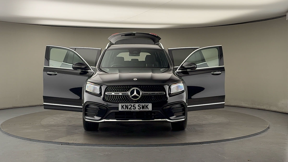 More views of Mercedes-Benz GLB