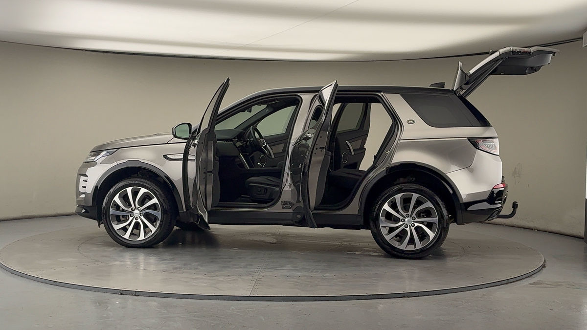 More views of Land Rover Discovery Sport