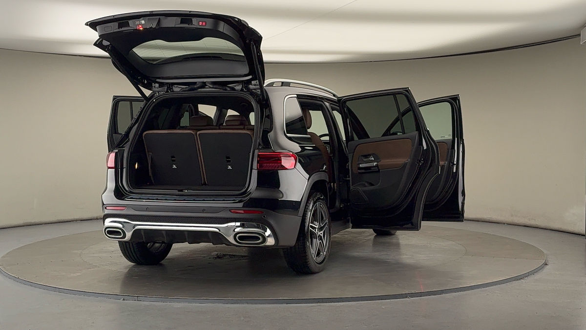 More views of Mercedes-Benz GLB