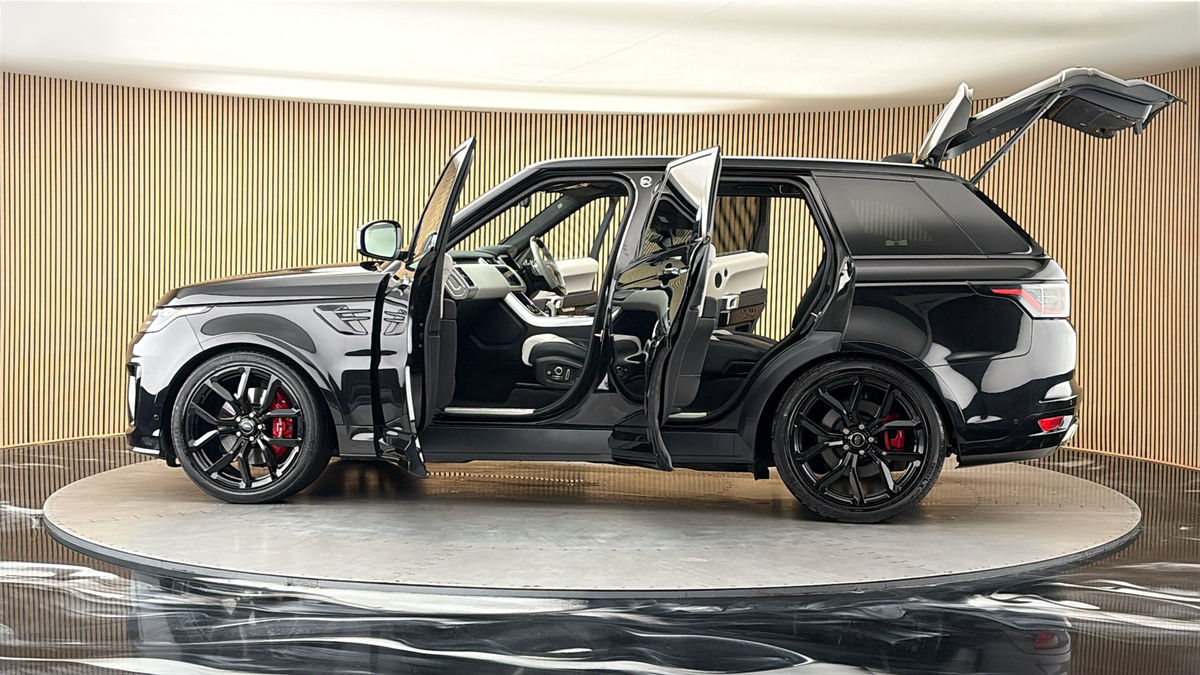 More views of Land Rover Range Rover Sport