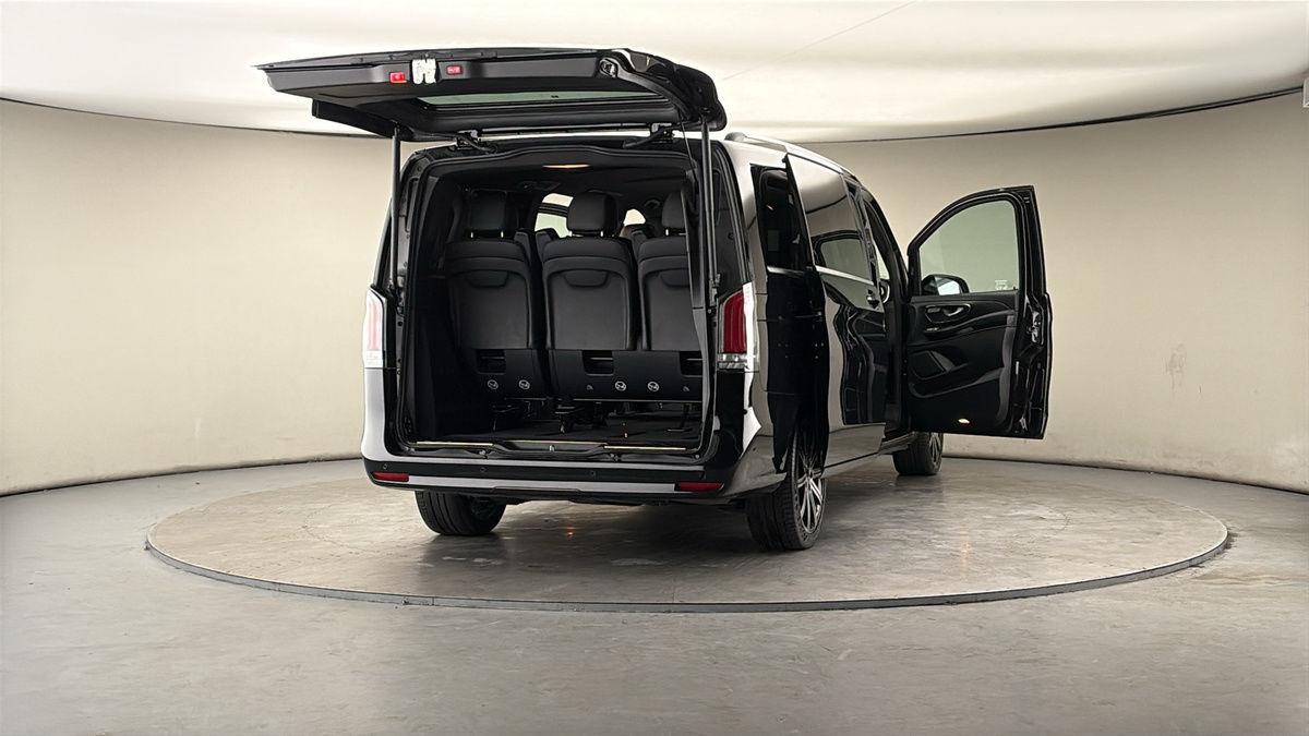 More views of Mercedes-Benz V Class