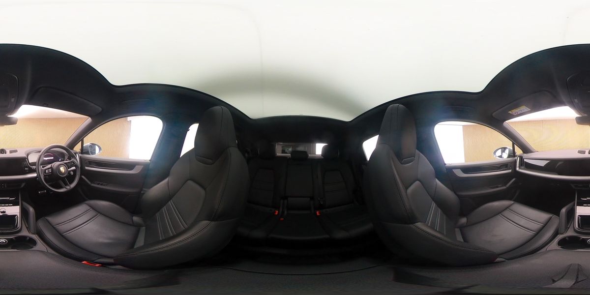 More views of Porsche Cayenne