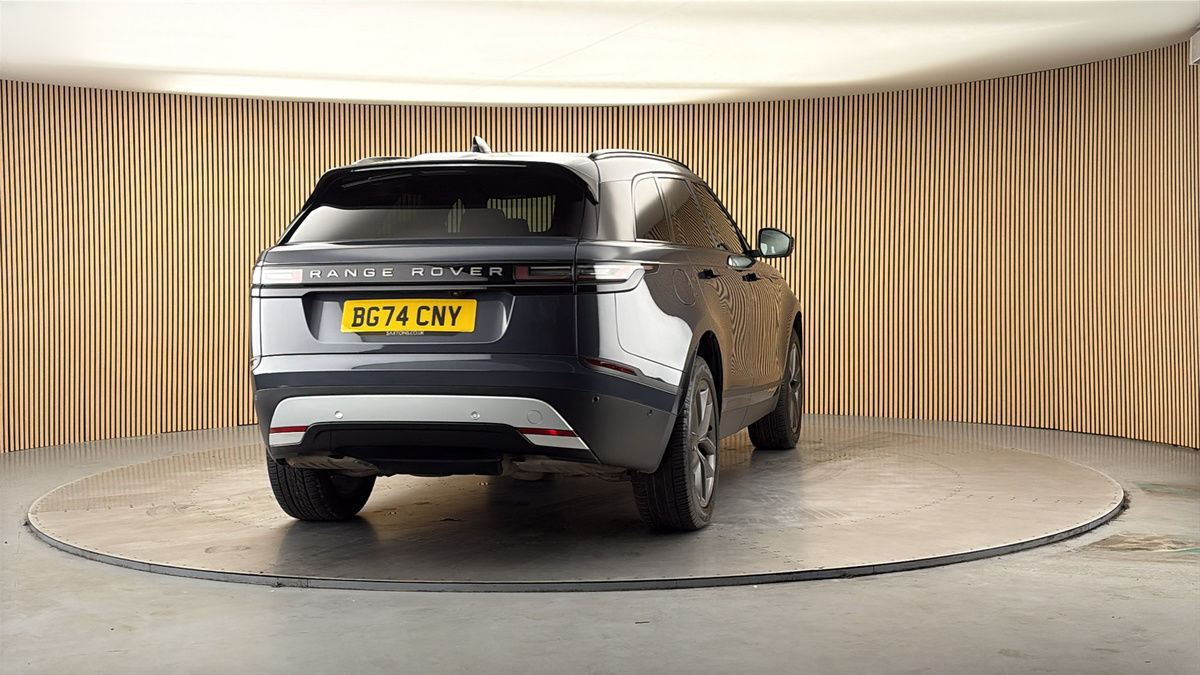 More views of Land Rover Range Rover Velar