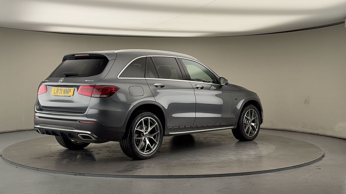 Mercedes-Benz GLC Image 21