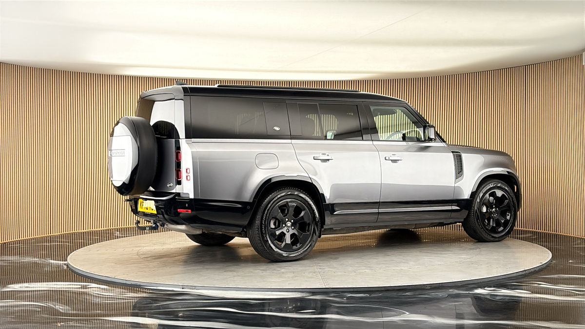 More views of Land Rover Defender 130