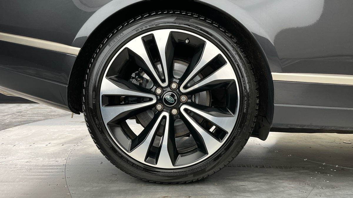 Land Rover Range Rover Image 10