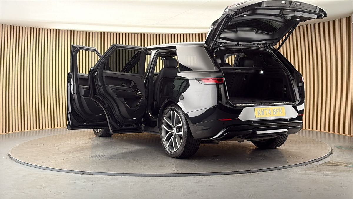 Land Rover Range Rover Sport Image 23