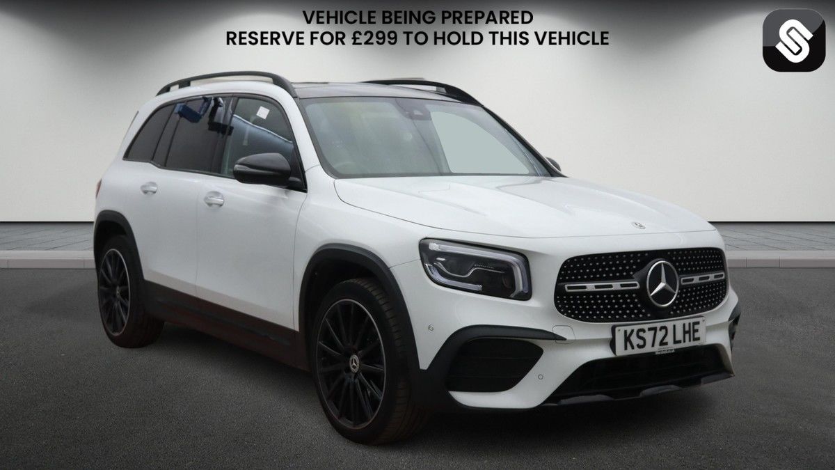 Mercedes-Benz GLB Sticky Header Image