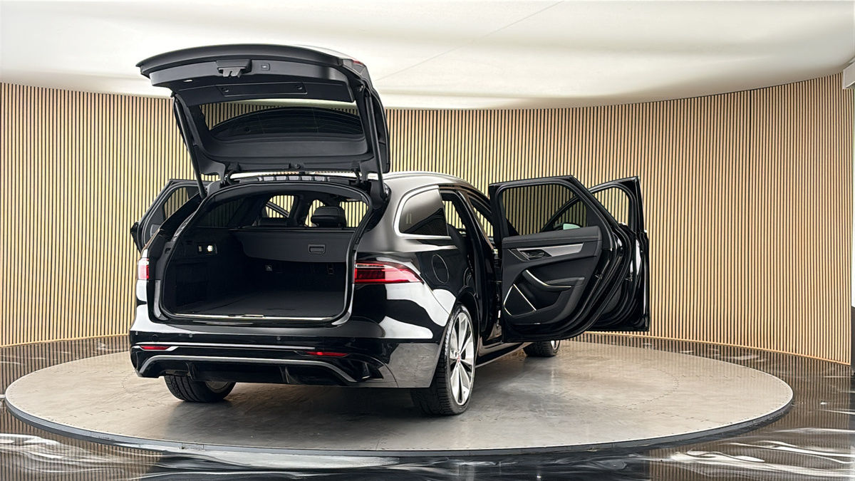 More views of Jaguar XF