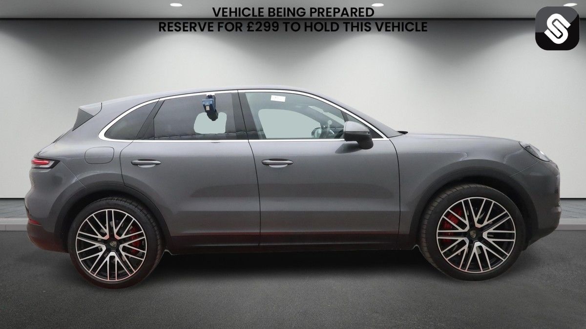 Porsche Cayenne Image 5