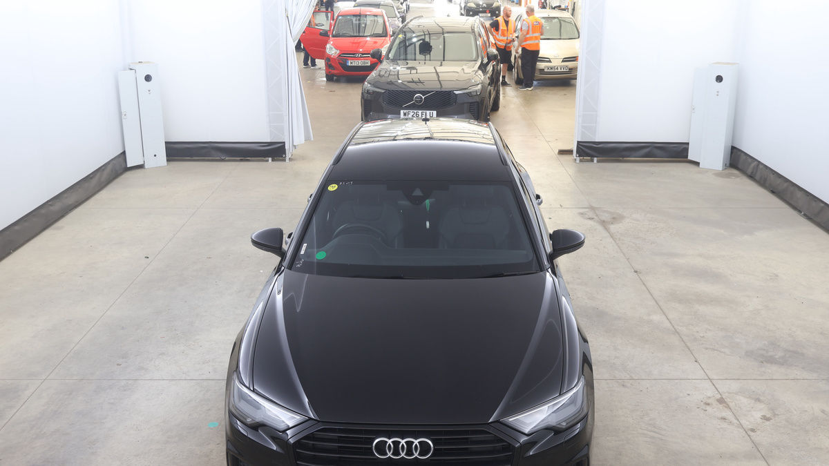 Audi A6 Avant Image 8