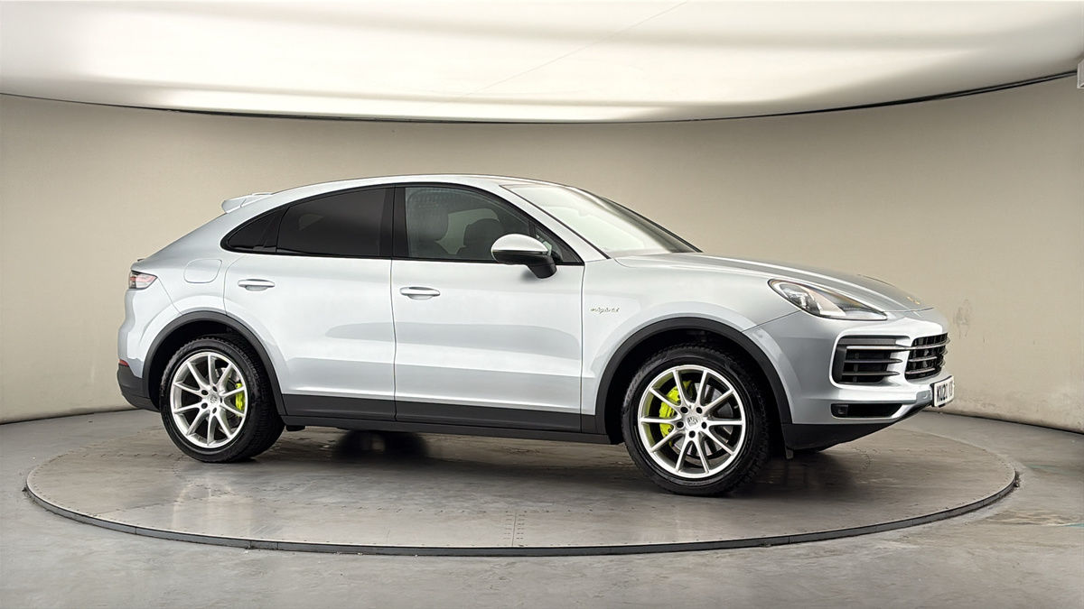 More views of Porsche Cayenne