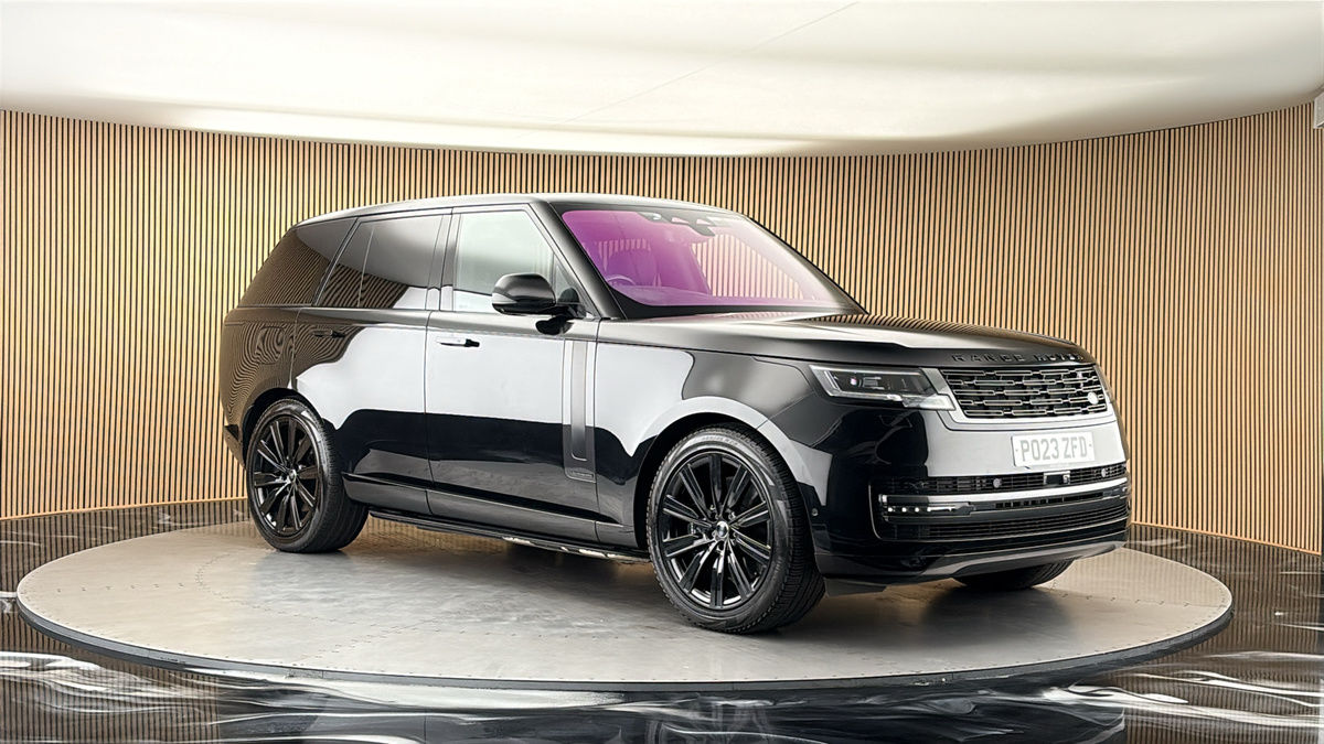 More views of Land Rover Range Rover