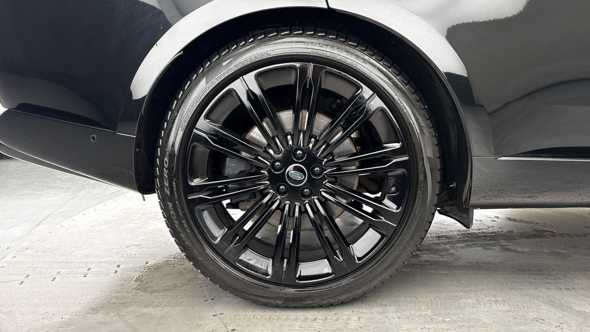 Land Rover Range Rover Image 10