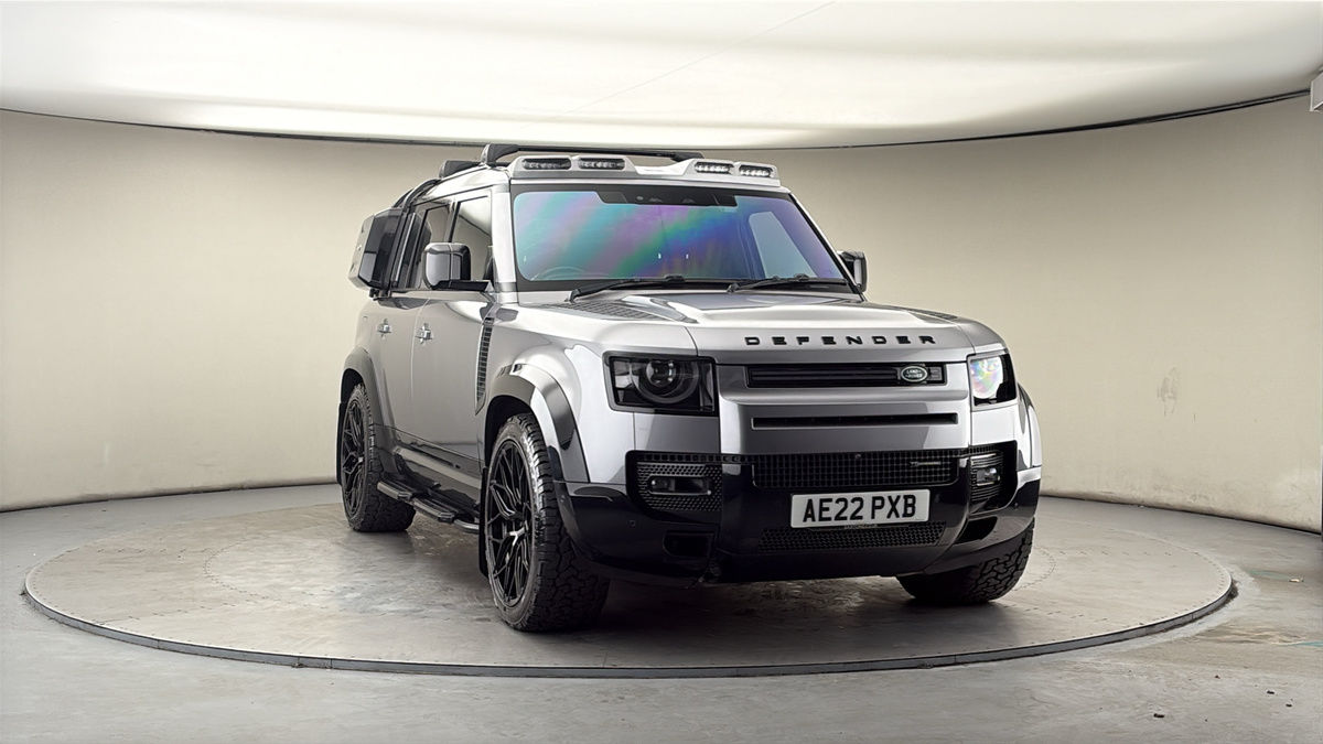 More views of Land Rover Defender 110