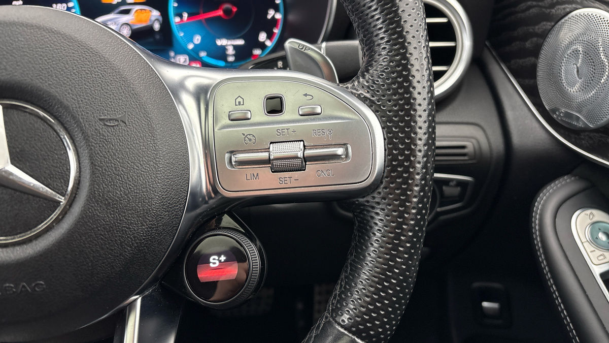 Mercedes-Benz GLC Image 14