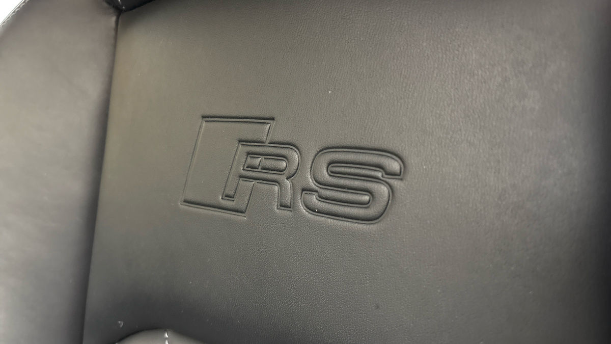 Audi RS4 Avant Image 27
