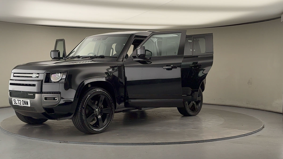 More views of Land Rover Defender 110