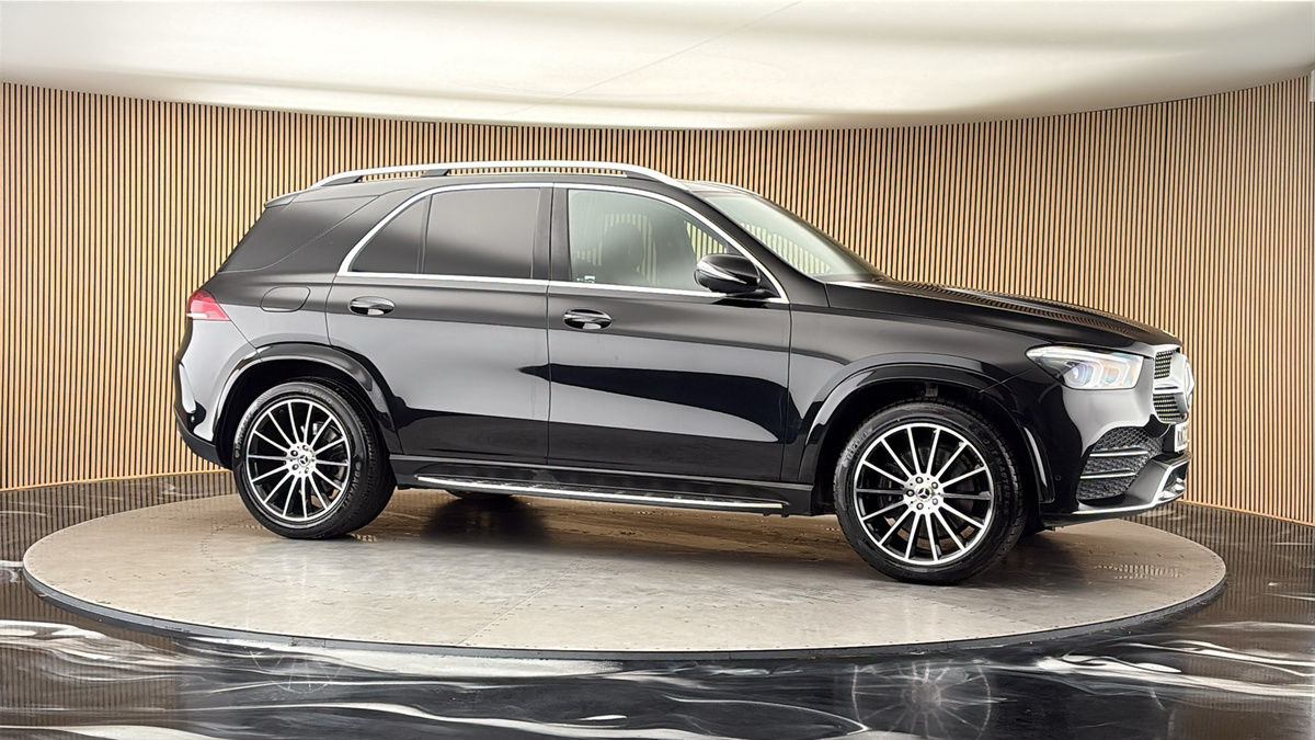 More views of Mercedes-Benz GLE