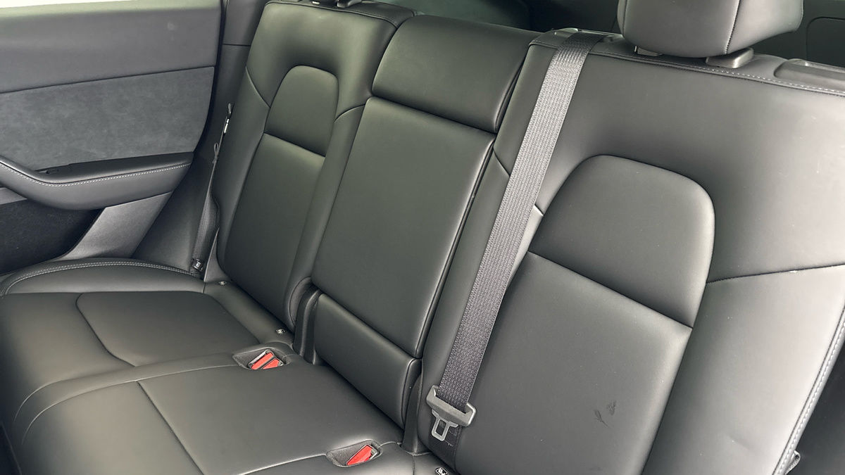 Tesla Model Y Image 8