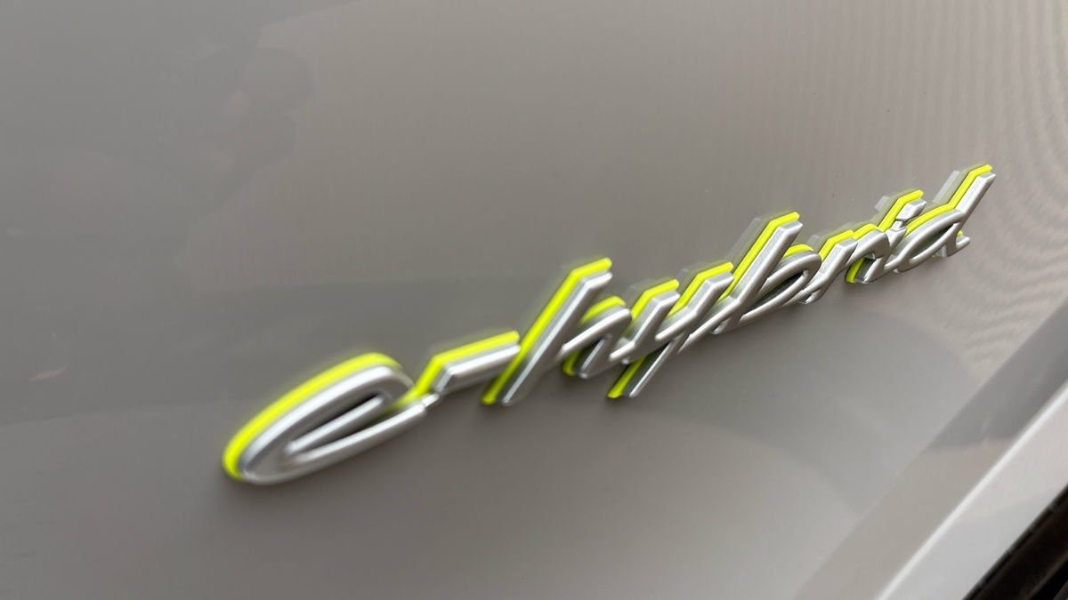 Porsche Cayenne Image 31