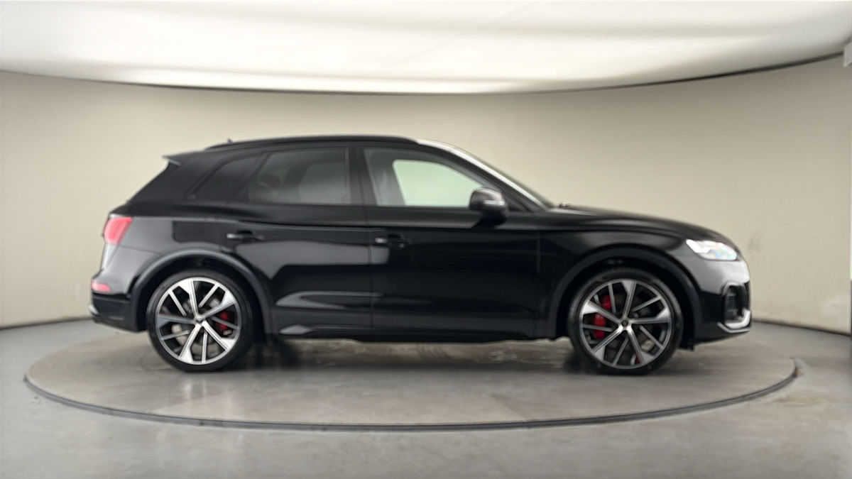 More views of Audi SQ5