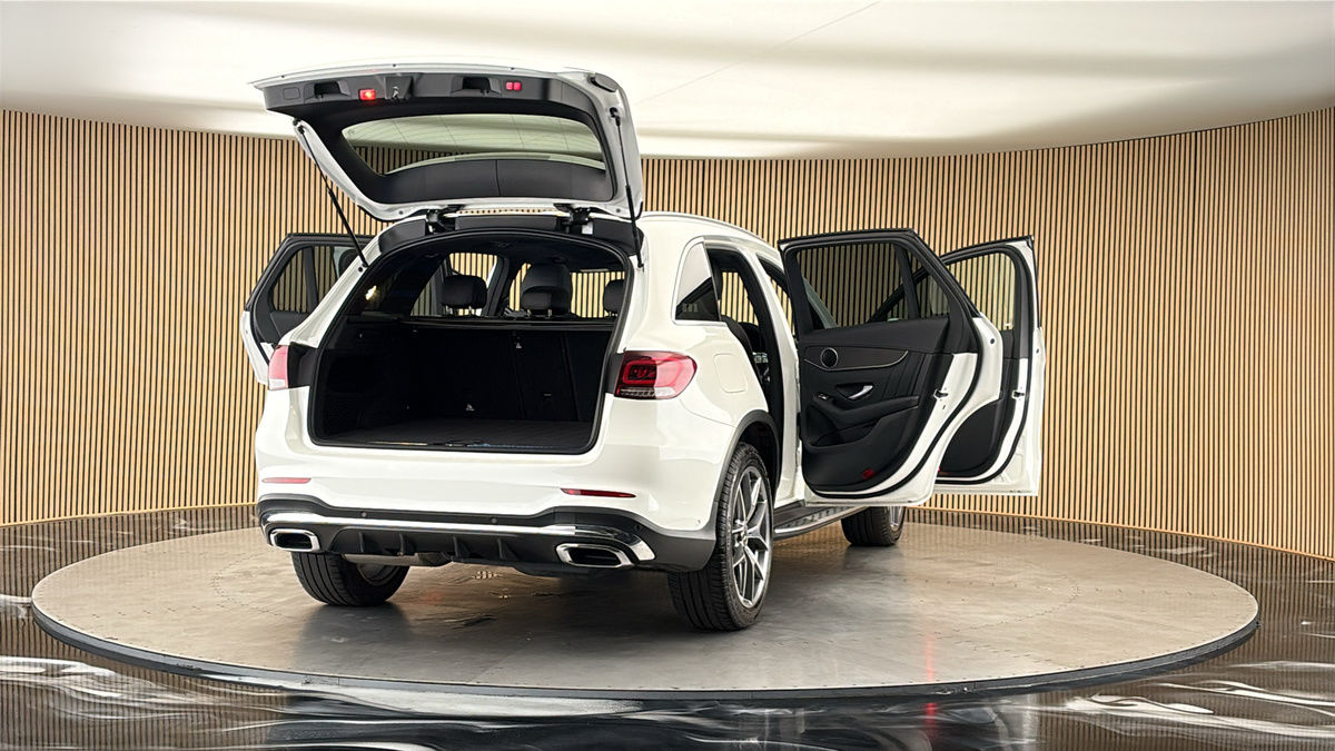 More views of Mercedes-Benz GLC