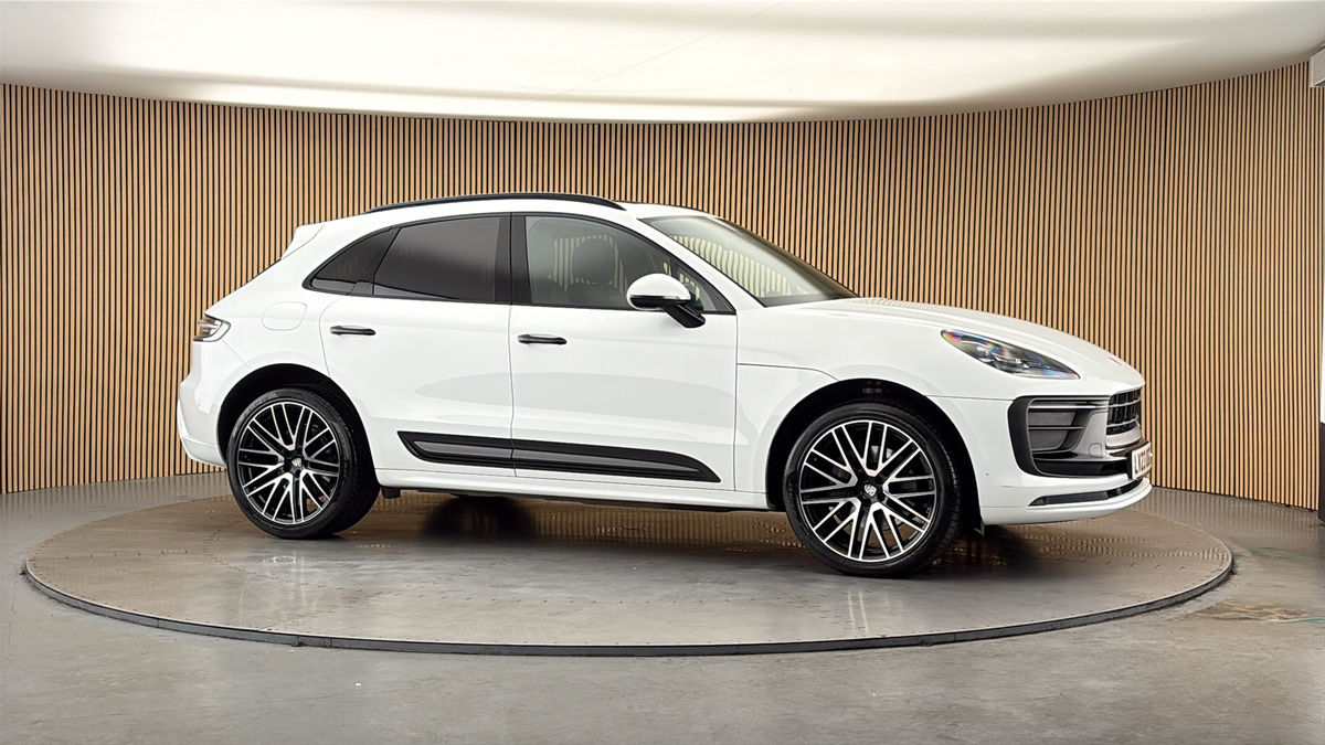 More views of Porsche Macan