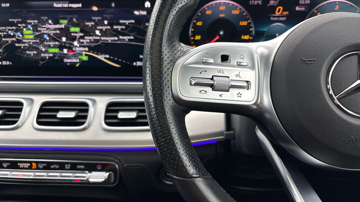 Mercedes-Benz GLS Image 13