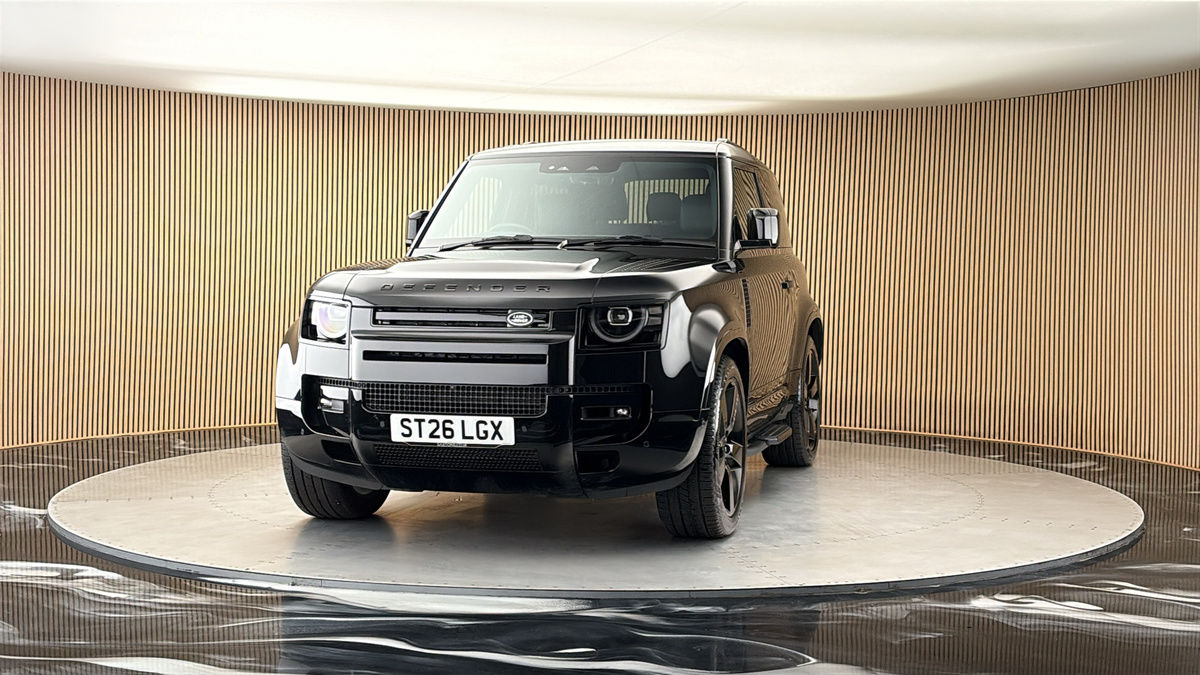 More views of Land Rover Defender 90