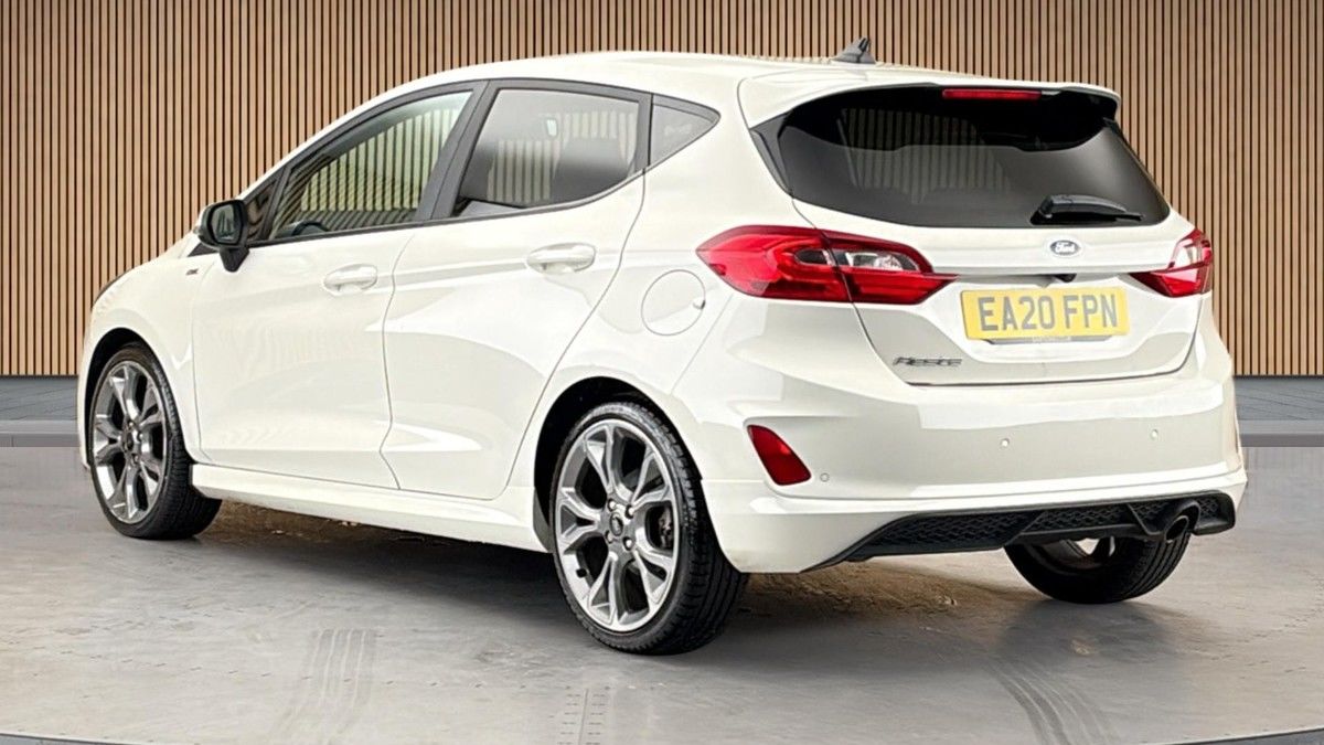 Ford Fiesta Image 2