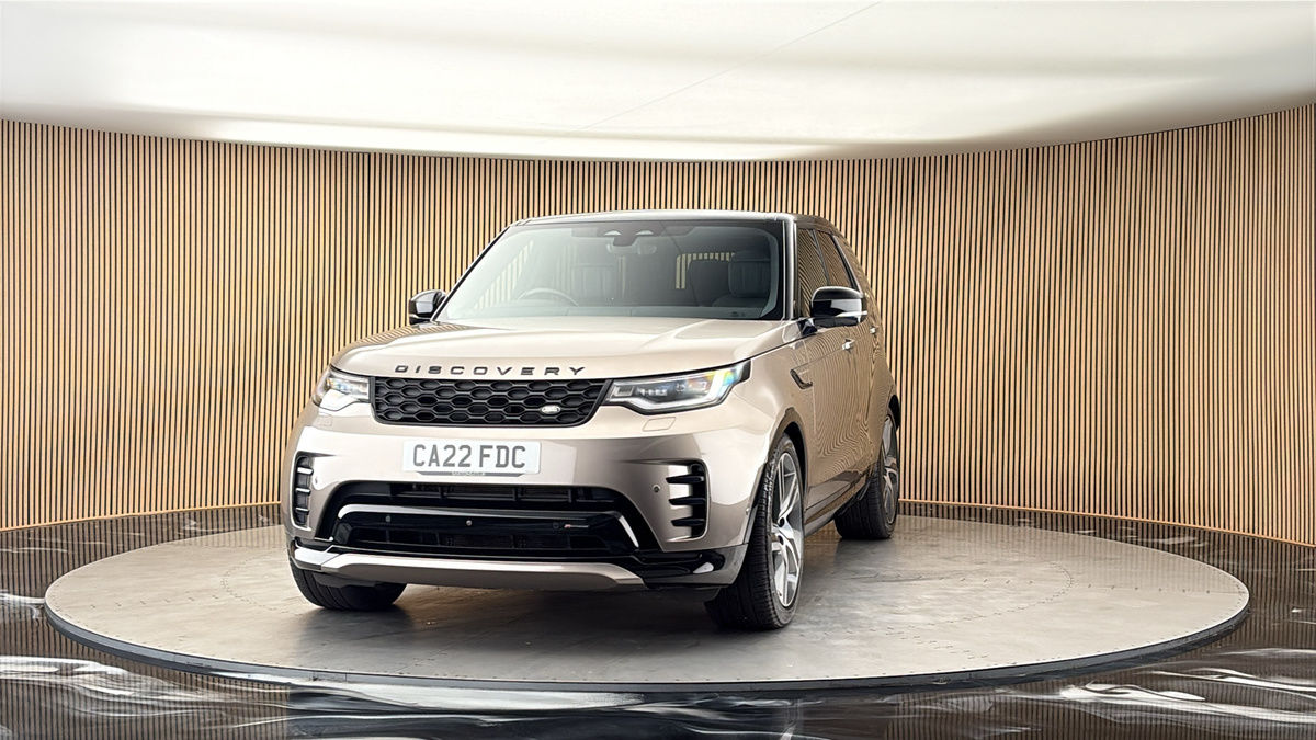 More views of Land Rover Discovery