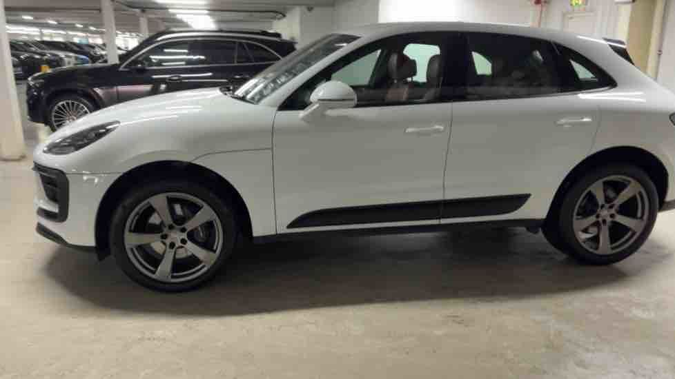 More views of Porsche Macan