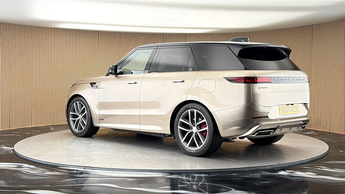 More views of Land Rover Range Rover Sport