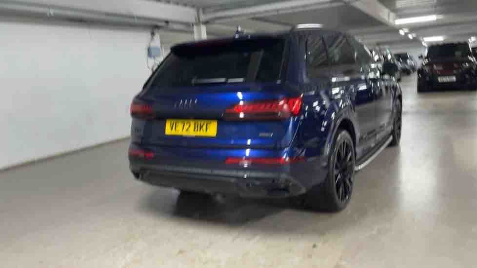 More views of Audi Q7