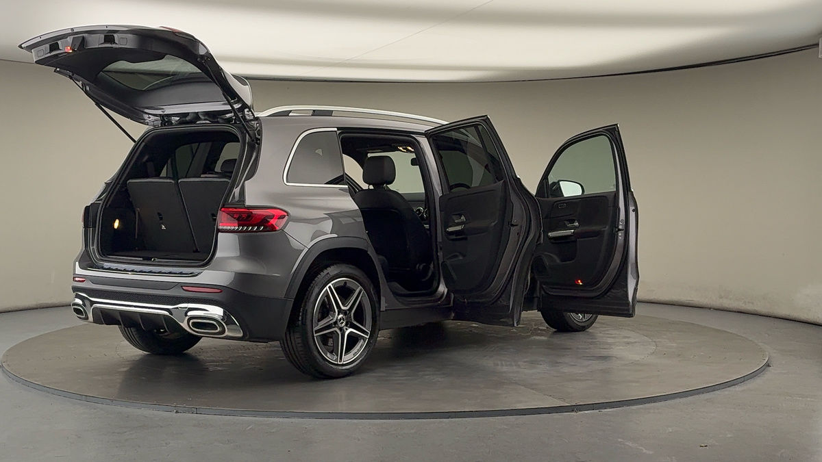 More views of Mercedes-Benz GLB