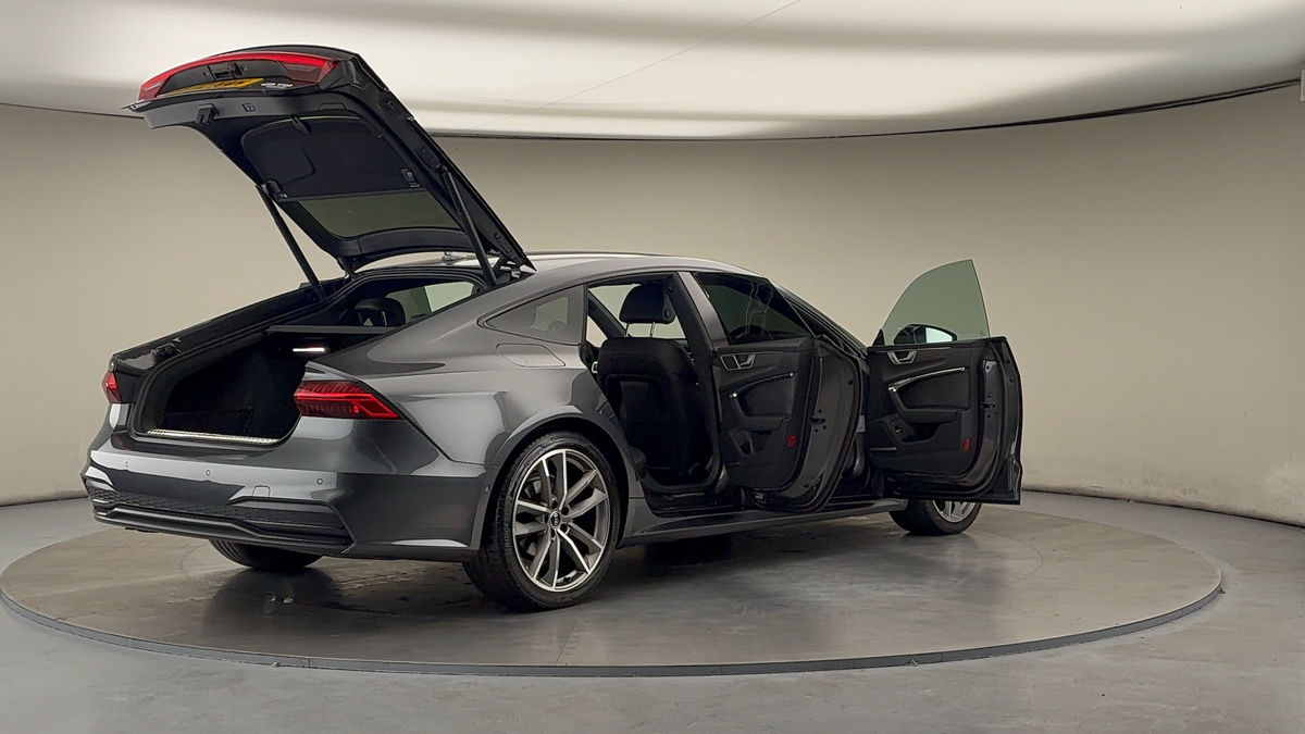 More views of Audi A7