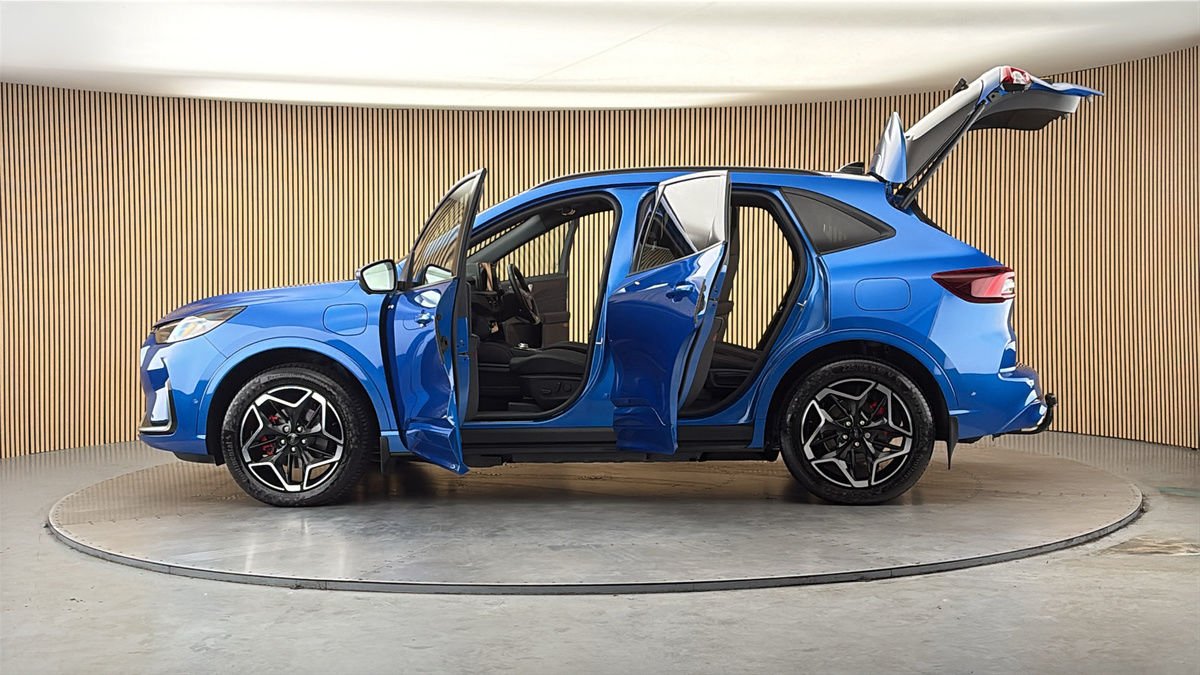 More views of Ford Kuga