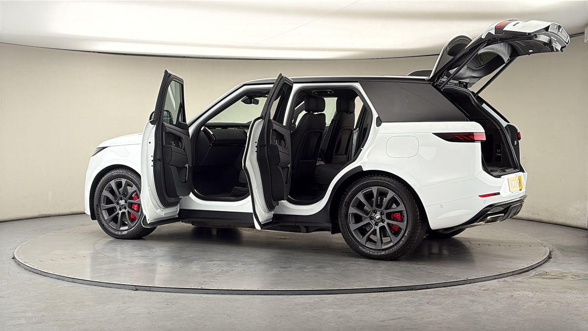 More views of Land Rover Range Rover Sport