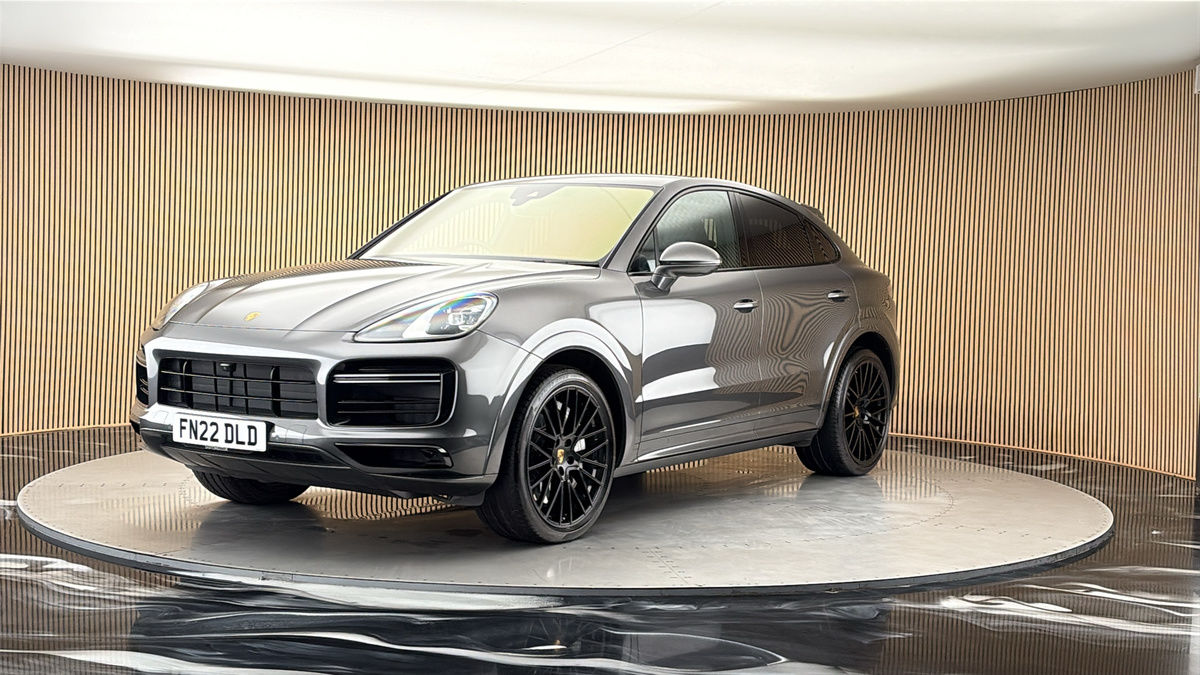 More views of Porsche Cayenne