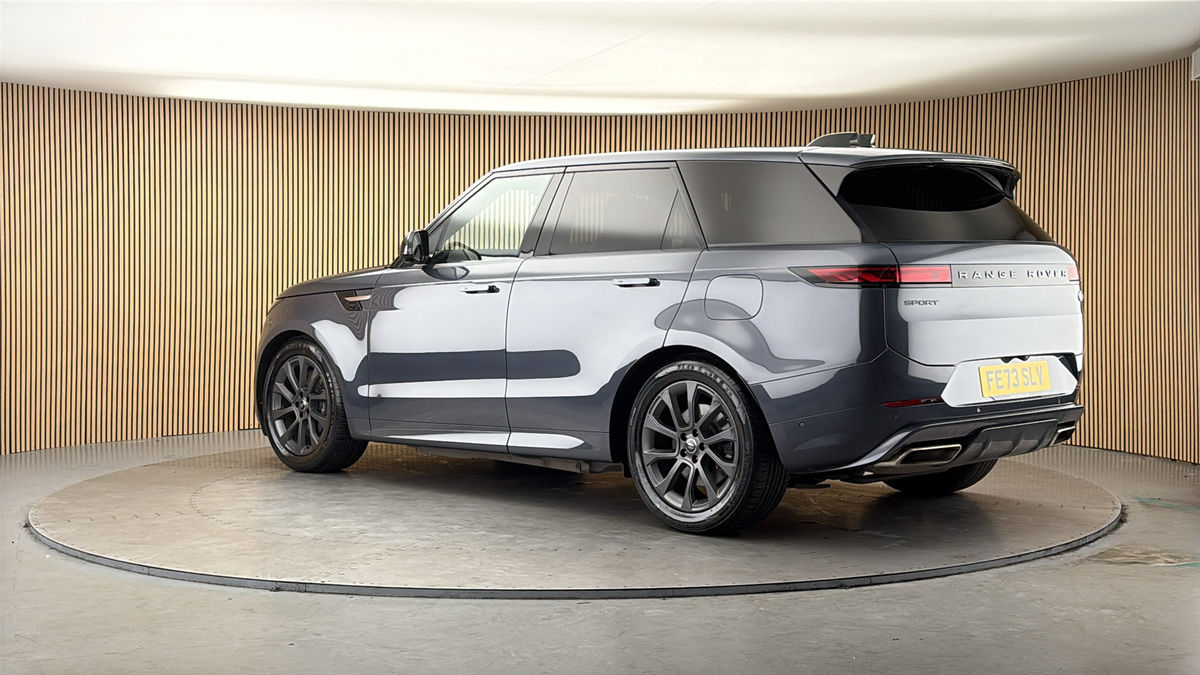 More views of Land Rover Range Rover Sport